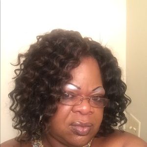 Meet your Posher, Tonya